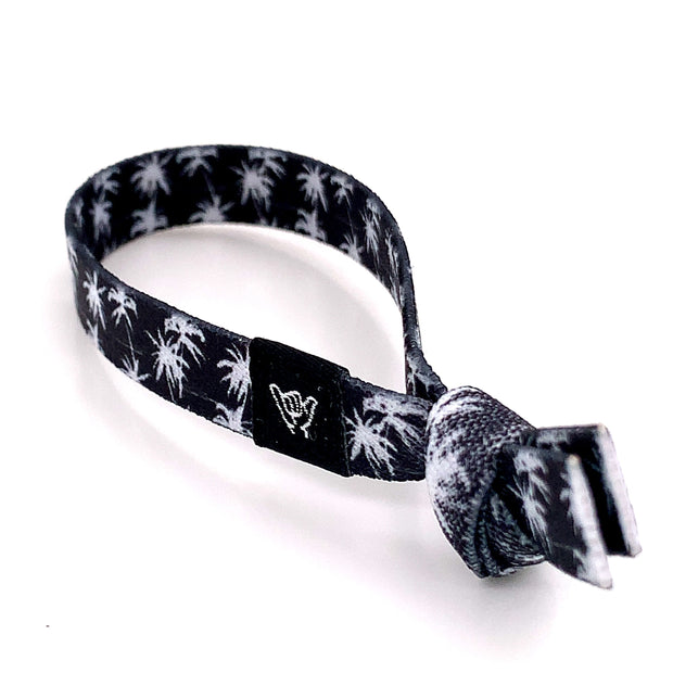 Frosted Palms Knotband Bracelet